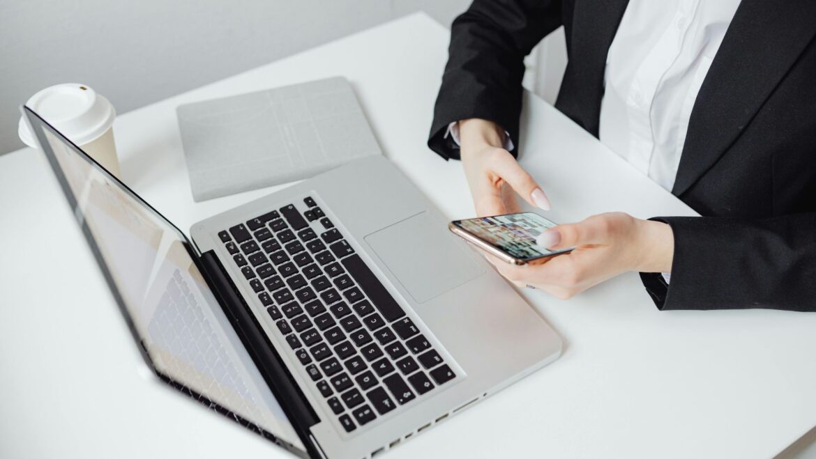 How Hardware Innovation Shapes Mobile App Marketing Strategies