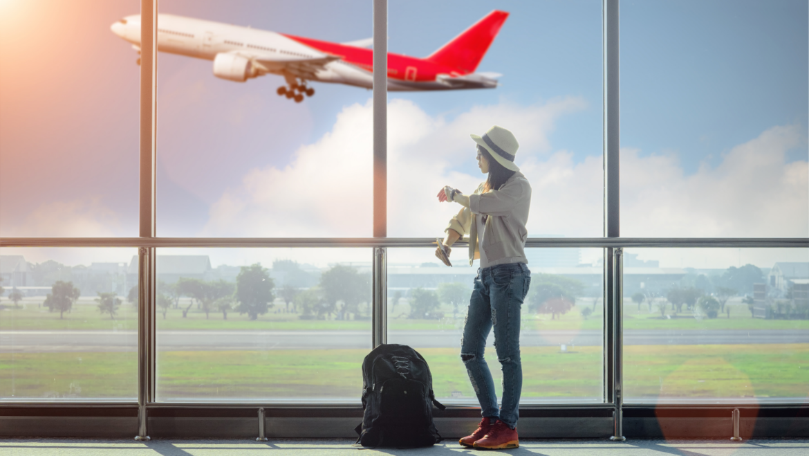 How to Make Long Flights Feel Shorter: Travel Psychology Explained