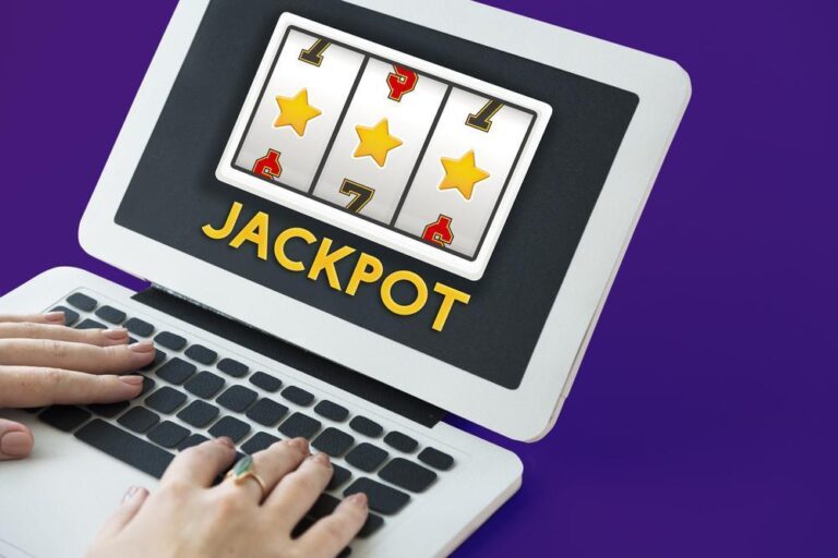 The Hidden Gaming Market Is Bigger Than Console Sales. Online Slots in Charts